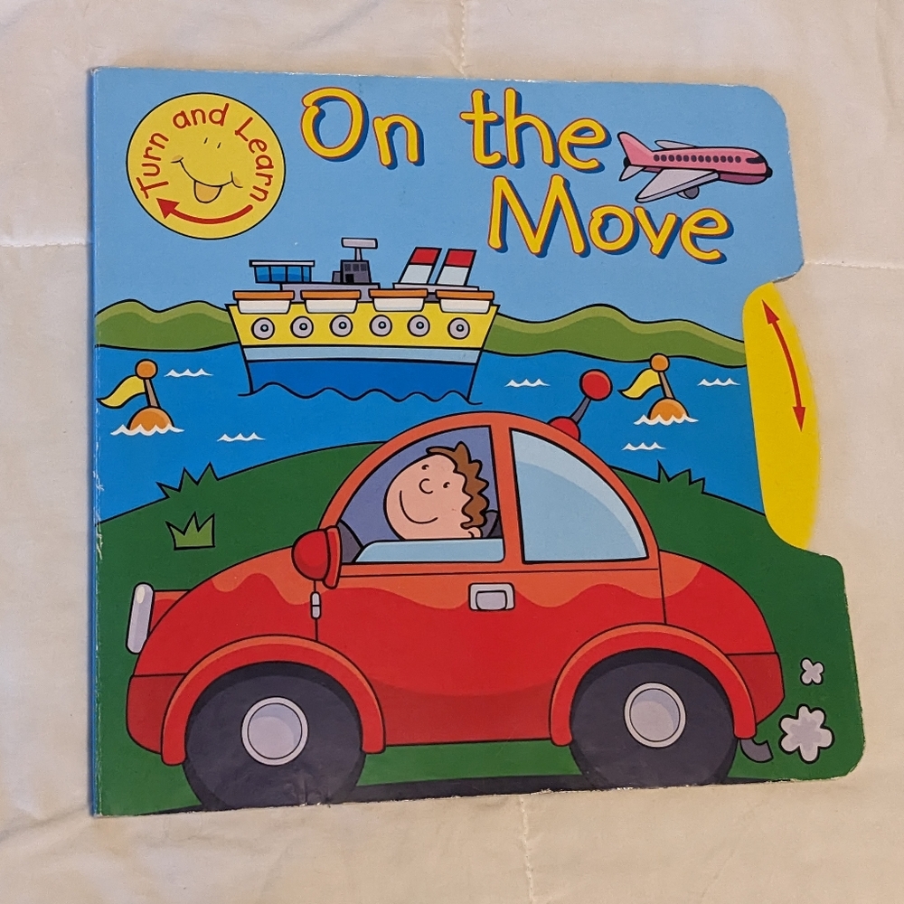 💥 On the Move Turn and Learn Large Hardcover Children's Board Book